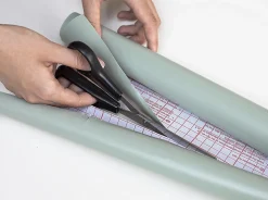 Adhésif décoratif d-c-fix® Uni mat vert sauge 2 m x 45 cm