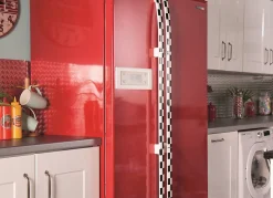 Adhésif décoratif d-c-fix® Uni brillant rouge 2m x 0.45m