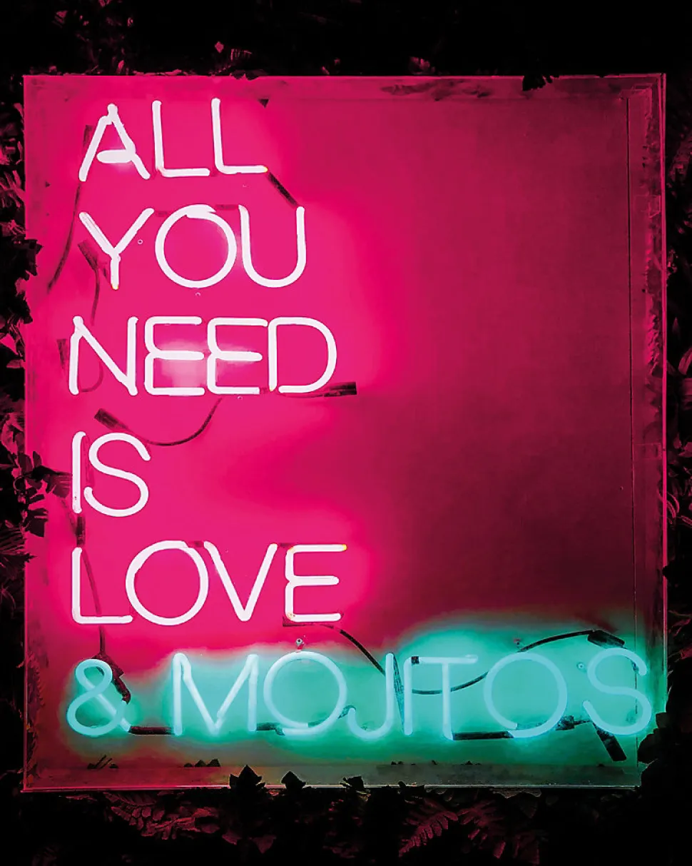 Affiche All You Need Dada Art l.40 x H.50 cm