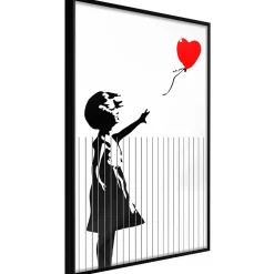 Affiche Murale Encadrée "Banksy Love is in the Bin" 40 x 60 cm Noir