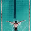 Affiche Swimming bleu Dada Art l.40 x H.50 cm