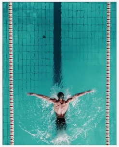 Affiche Swimming bleu Dada Art l.40 x H.50 cm