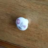 Bouton de meuble arrondi Locarn rose et blanc Ø3.2cm x P.2.5cm