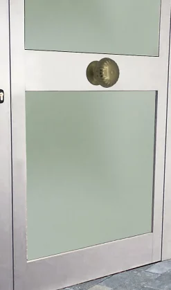 Bouton tirant de porte fixe D70 mm en aluminium Bronze poli - breveté .