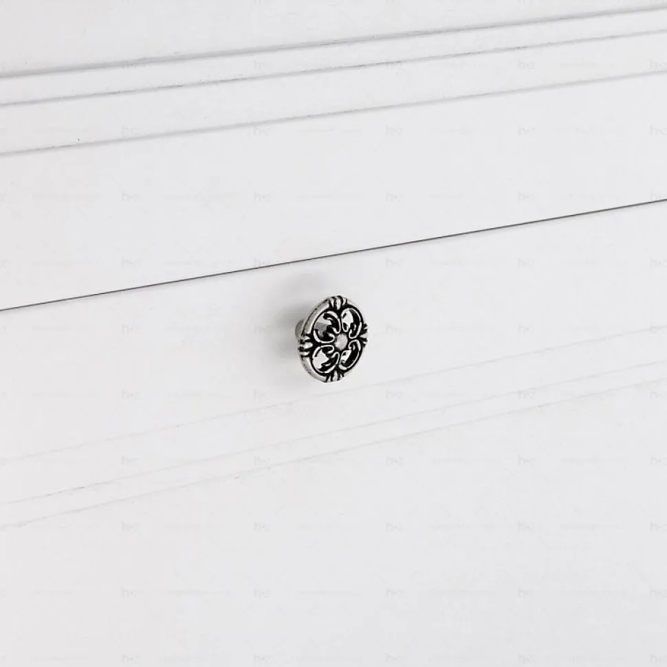 Boutons pour meubles en zamac Diamètre 36 Vieil argent brillant