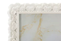 Cadre en résine argentée 25,3x1,8x30,5 cm (mesure interne 20x25 cm)