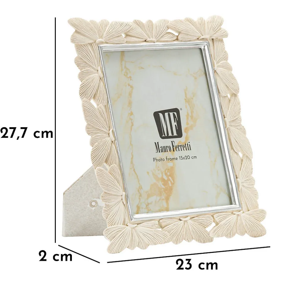 Cadre en résine crème 23x27,7x2 cm (mesure interne 15x20 cm)