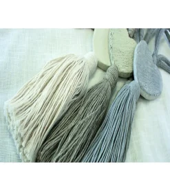 COSY - Embrasse Rideau Textile Pompon Cœur