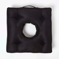 Coussin bouée rehausseur en suédine noir, 50 x 50 x 10 cm - HOMESCAPES