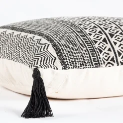 Coussin carré imprimé pompons Africa L.45 x l.45cm Deco&co