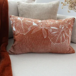 Coussin décoratif déhoussable motif feuillage tropical (30x50 cm - Cuivre)