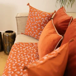 Coussin décoratif imprimé motif floral (45x45 cm - Brique)