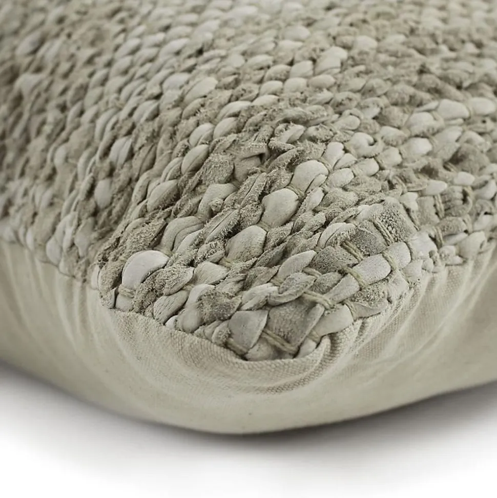 Coussin en cuir tressé beige naturel 45x45