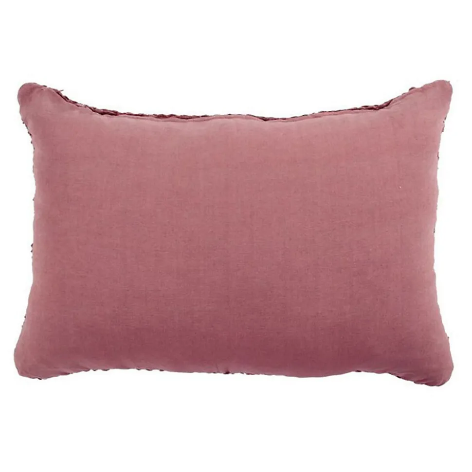 Coussin en cuir tressé rose poudré 60x40