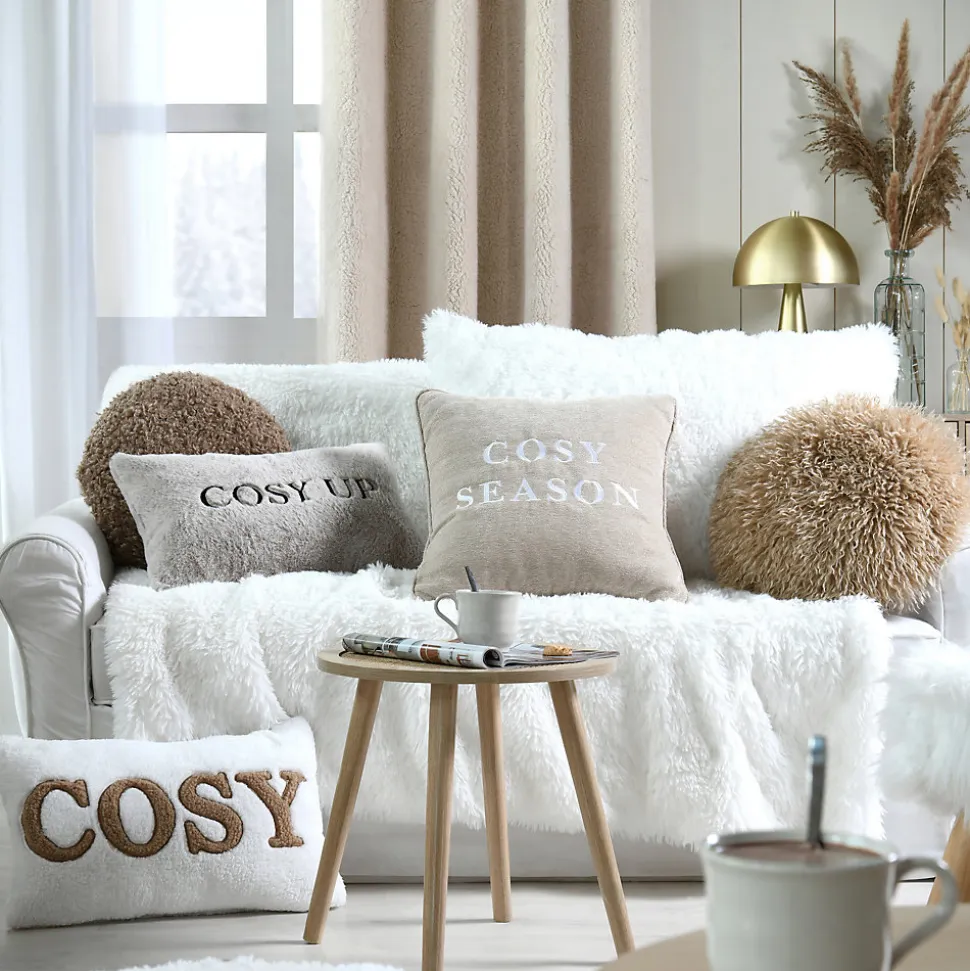 Coussin en polaire avec message brodé "Cosy" (30x50 cm - Ecru)