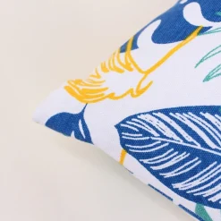 Coussin en tissu blanc motifs tropical 40x40cm