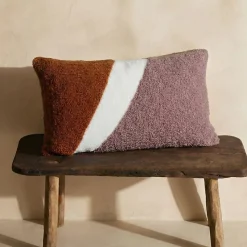 Coussin rectangulaire tissu bouclette rose