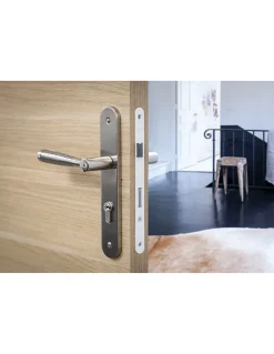 Ensemble de poignées pour porte d'entrée Helios trou de cylindre, carré 7mm, entr'axes 195mm, nickelé brossé - THIRARD