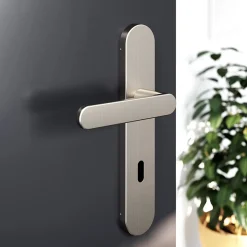 Ensemble poignée sur plaque rond serrure GoodHome Minzh effet nickel satin gris L.120mm x l.42mm entraxe 165-195mm