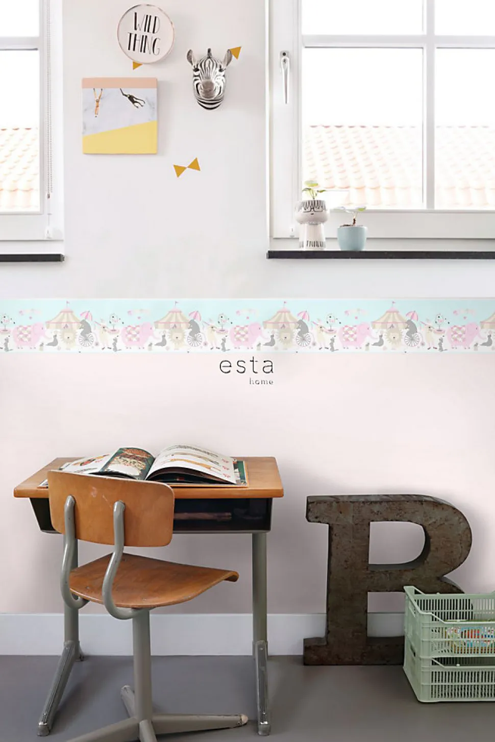 ESTAhome frise papier peint l'univers du cirque rose clair, bleu clair et beige - 500 x 26.5 cm - 178702