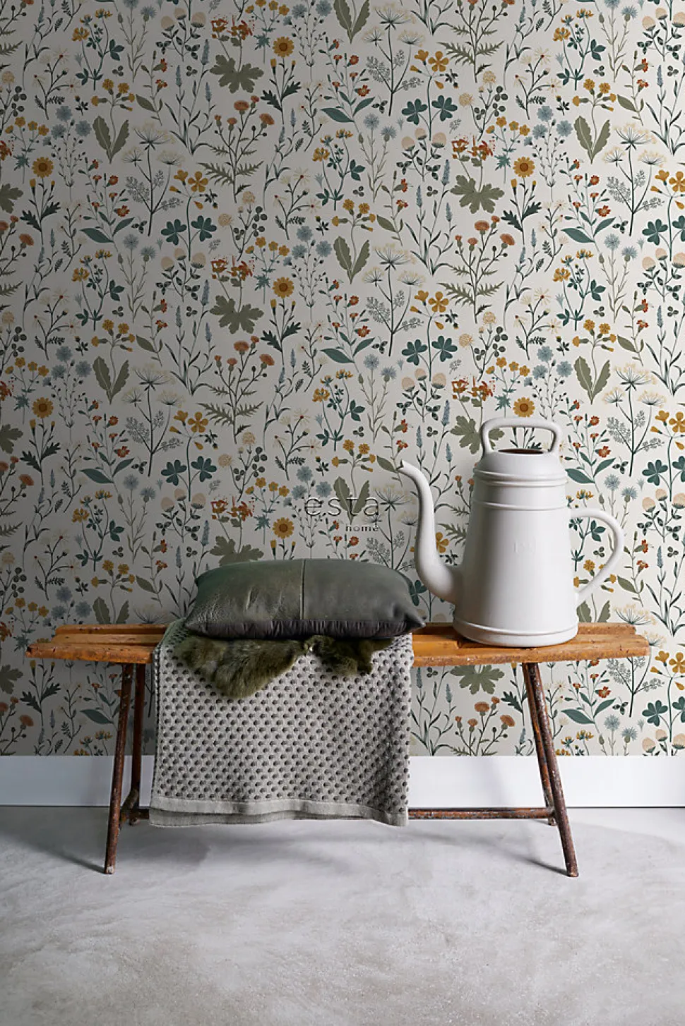ESTAhome papier peint fleurs des champs jaune ocre, vert grisé et vintage bleu - 53 cm x 10.05 m - 139391