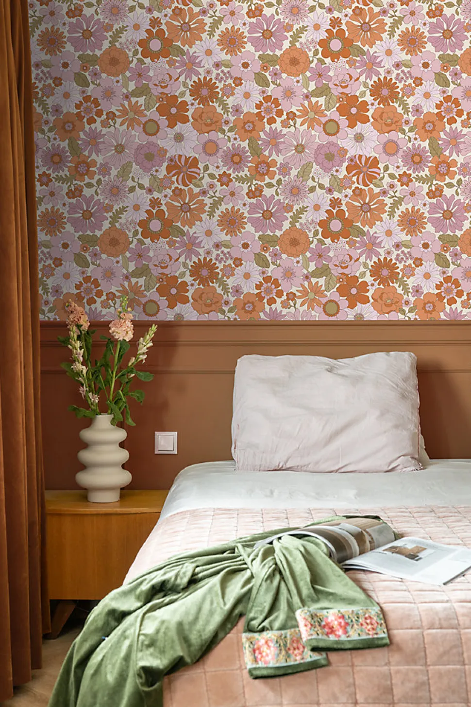 ESTAhome papier peint fleurs rétro violet et orange - 53 cm x 10.05 m - 130961