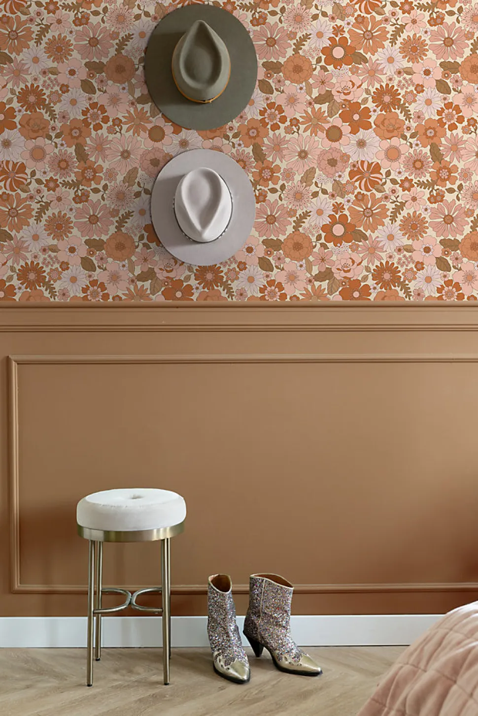 ESTAhome papier peint fleurs rétro rose terracotta et orange - 53 cm x 10.05 m - 130962