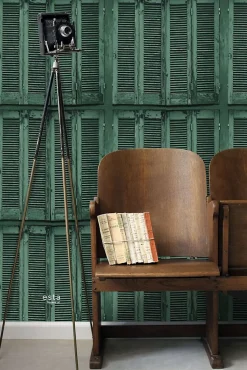 ESTAhome papier peint persiennes altérées en bois rétro vintage vert émeraude intense - 53 cm x 10.05 m - 138885