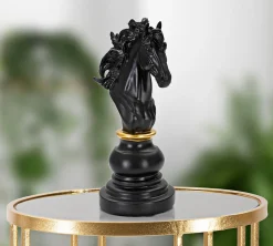 Figurine échec décoratif en polyrésine noire et dorée Cavalier modèle 1