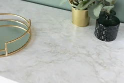 Film adhésif décoratif D-C-Fix Marmor Cortes gold PVC avec adhésif marbre lisse mat et satiné blanc et doré L. 200 x l. 67,5 cm