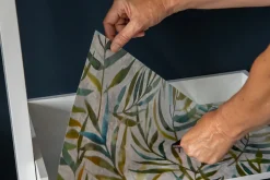 Film adhésif décoratif D-C-Fix Dekore Lorina PVC avec adhésif feuillage lisee mat et satiné vert L. 200 x l. 45 cm