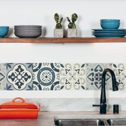 Frise adhésive autocollante 15 cm X 300 cm, motif carreaux de ciment ancien, borgatella bleu, décoration murale intérieure.