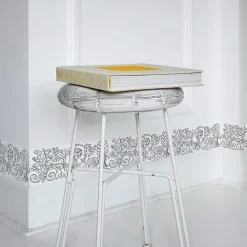 Frise adhésive autocollante Skutvik, 15 cm X 300 cm, décorative, illustration en bois baroque.