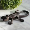 Grande salamandre déco fonte 8x3x16cm