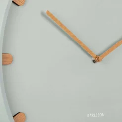 Horloge murale en métal Grace Jade grisée