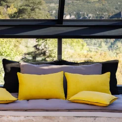 Housse de coussin PRELUDE 80x80 cm lin et coton lavé jaune Curry