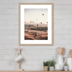 Image encadrée paysage de montgolfières l.40 x H.50 cm Dada Art