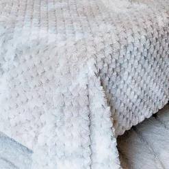 Jeté de lit Imitation Fourrure avec Relief Géométrique (240x250 cm - Beige)