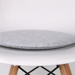 Lot de 4 coussins d'assise antidérapants LESLIE, en feutre gris
