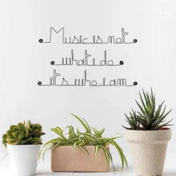Music is not what I do it's who I am - Sculpture fil de fer 50-60 cm - Bijoux de mur