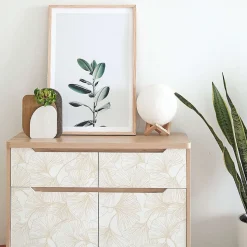 Papier peint adhésif gingko sable et blanc en vinyle lavable et amovible - 1 rouleau 50x300 cm - Decochic