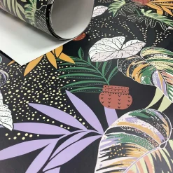 Papier peint botanique avec des feuilles d'alocasia et des palmiers - 85x260 cm (l x h)