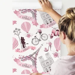 Papier Peint Intissé TOUR EIFFEL Chaussures Ballons Pour Chambre D'Enfant
