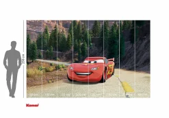 Papier peint panoramique sur intissée de Komar - Disney and Pixar Cars Every Road has a Story - Taille: 400 x 250 cm