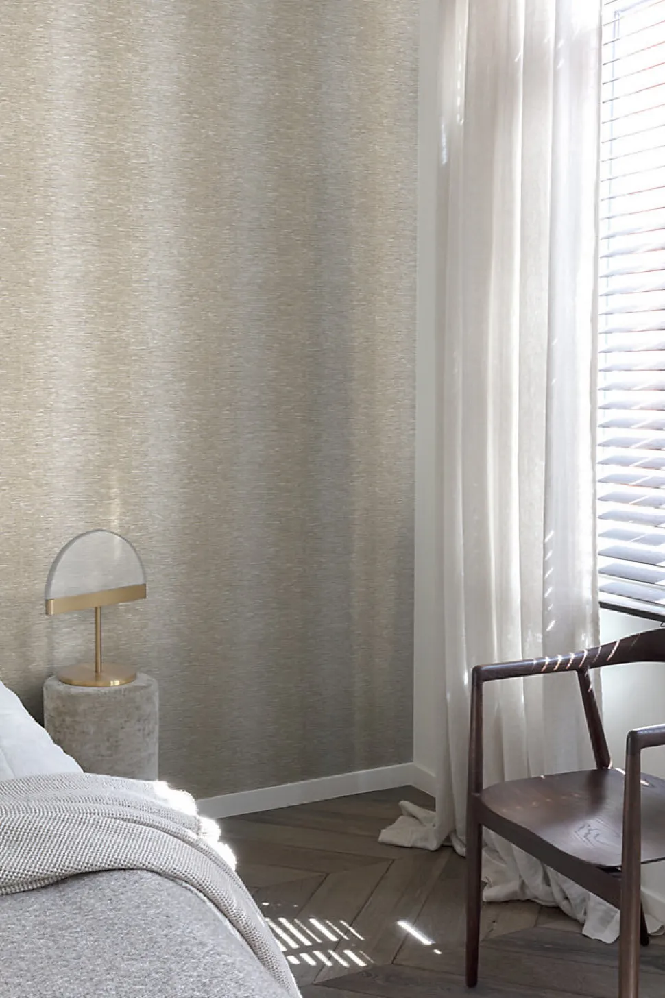 Papier peint vinyle expansé intissé grandeco Zezi coloris naturel