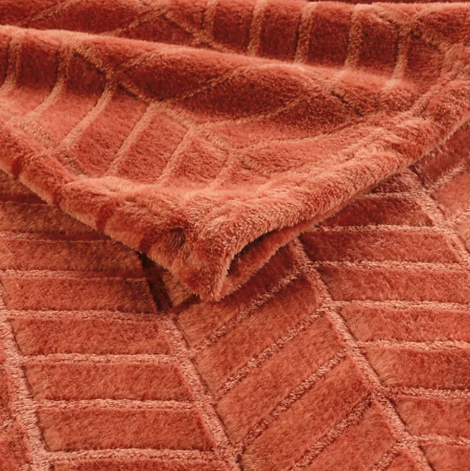 Plaid 180 x 220 cm en flanelle relief uni Modèle ARYA Coloris Terracotta
