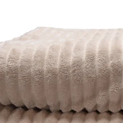 Plaid fausse fourrure Louna beige 160 x 200 cm