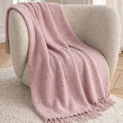 Plaid toucher doux rose à franges 130x170cm