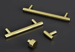 Poignée de meuble en T GoodHome Irus acier effet laiton satin doré l.136mm x l.12mm x H. 35mm entraxe 96mm