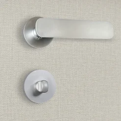 Poignée de porte design à condamnation finition aspect chrome mat Eva - KATCHMEE